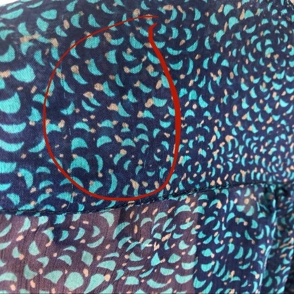 Roxy- Beach style blouse size: Small - Picture 10 of 12